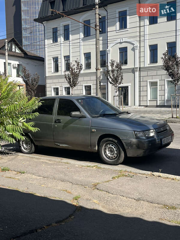 Хэтчбек ВАЗ / Lada 2112 2005 в Виннице
