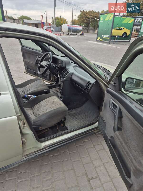 Хэтчбек ВАЗ / Lada 2112 2006 в Днепре