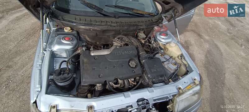 Хэтчбек ВАЗ / Lada 2112 2002 в Днепре