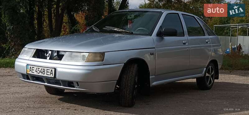 Хэтчбек ВАЗ / Lada 2112 2002 в Днепре