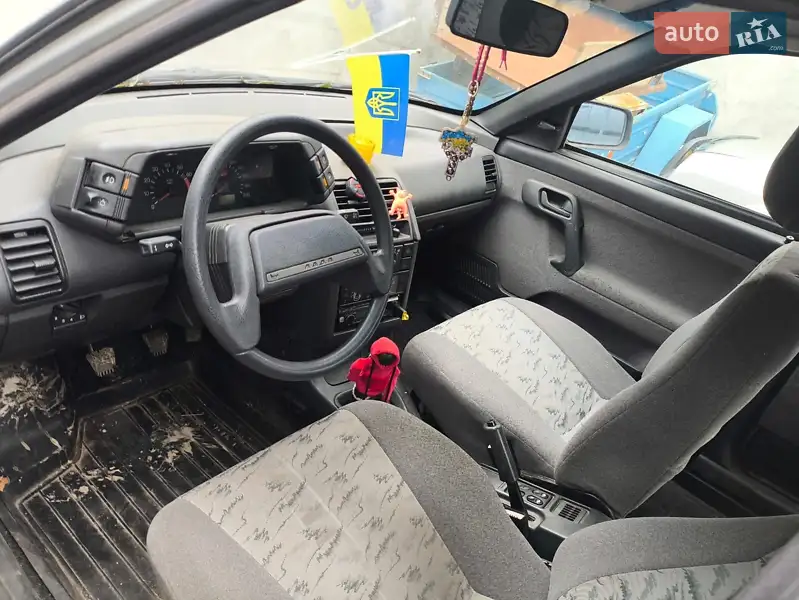 ВАЗ / Lada 2112