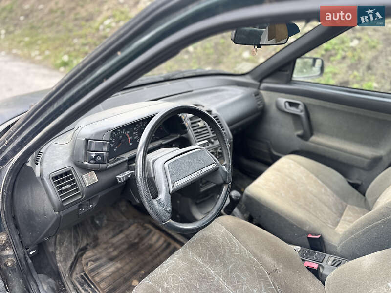 Хэтчбек ВАЗ / Lada 2112 2003 в Тернополе
