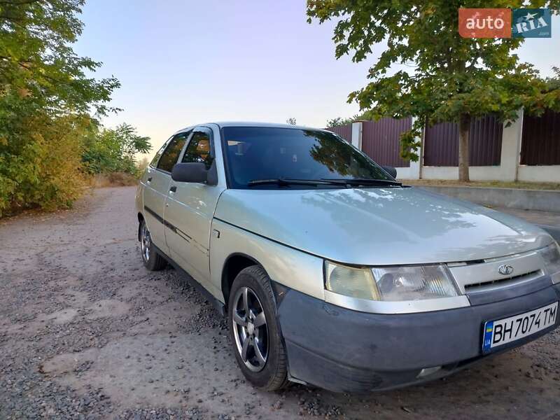 Хэтчбек ВАЗ / Lada 2112 2006 в Белгороде-Днестровском
