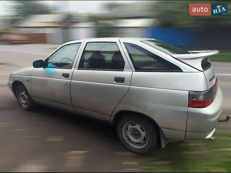 Хэтчбек ВАЗ / Lada 2112 2006 в Черкассах