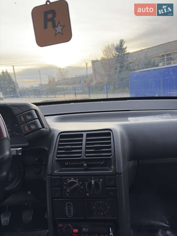 Хэтчбек ВАЗ / Lada 2112 2006 в Прилуках фото 13 Хэтчбек ВАЗ / Lada 2112 2006 в Прилуках