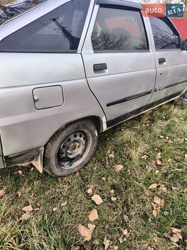 Хэтчбек ВАЗ / Lada 2112 2002 в Ставище фото 4 Хэтчбек ВАЗ / Lada 2112 2002 в Ставище