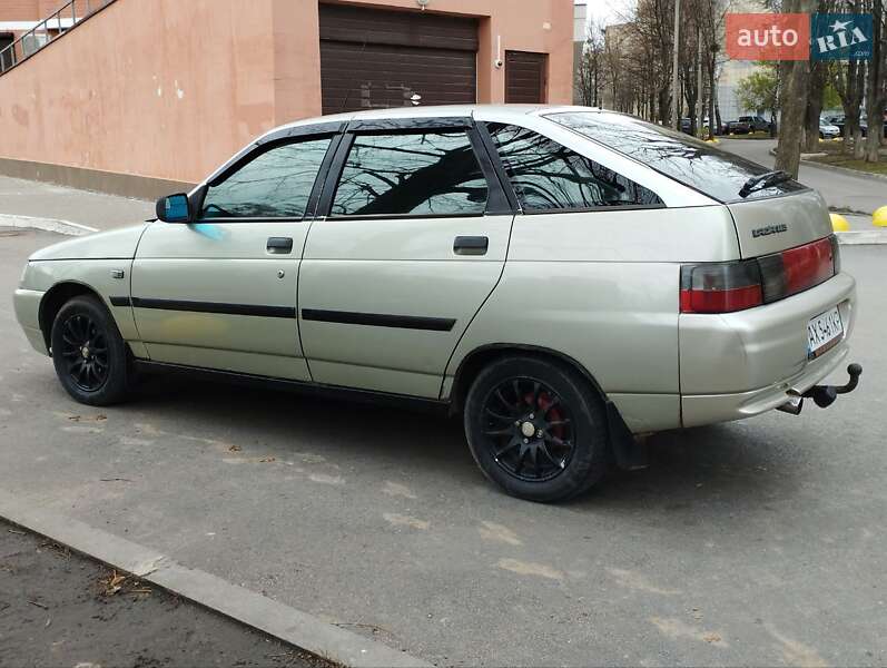 ВАЗ / Lada 2112 2006