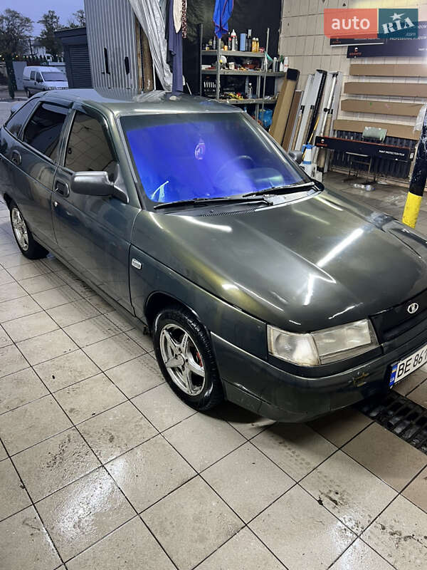 Хэтчбек ВАЗ / Lada 2112 2005 в Вознесенске фото 16 Хэтчбек ВАЗ / Lada 2112 2005 в Вознесенске