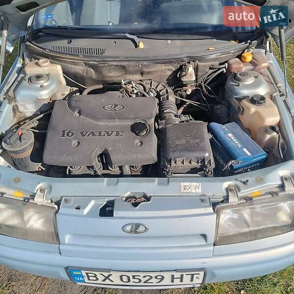 Хетчбек ВАЗ / Lada 2112 2004 в Полонному