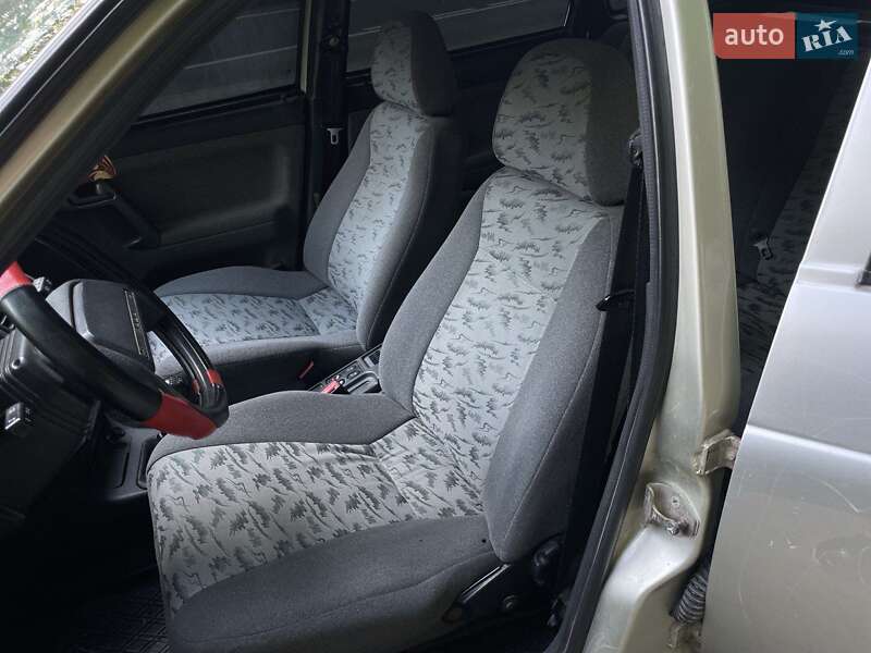 Хетчбек ВАЗ / Lada 2112 2006 в Кременці фото 12 Хетчбек ВАЗ / Lada 2112 2006 в Кременці