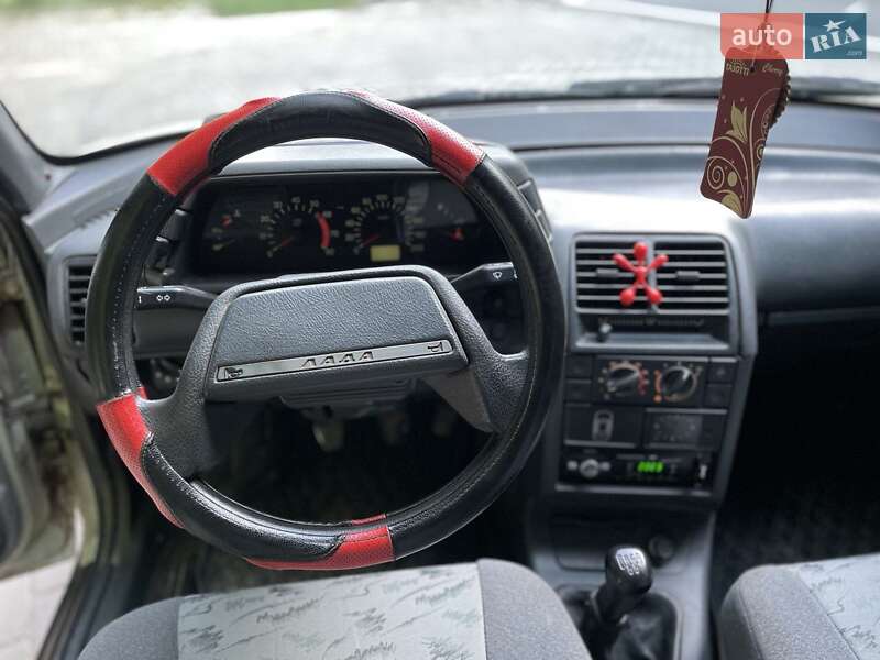 Хетчбек ВАЗ / Lada 2112 2006 в Кременці фото 9 Хетчбек ВАЗ / Lada 2112 2006 в Кременці