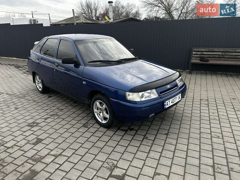 Хетчбек ВАЗ / Lada 2112 2003 в Івано-Франківську