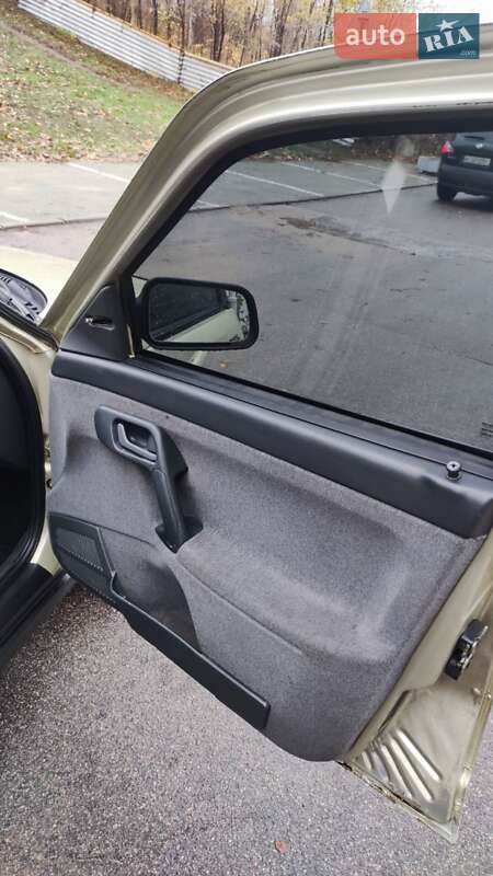 Хэтчбек ВАЗ / Lada 2112 2005 в Запорожье фото 16 Хэтчбек ВАЗ / Lada 2112 2005 в Запорожье