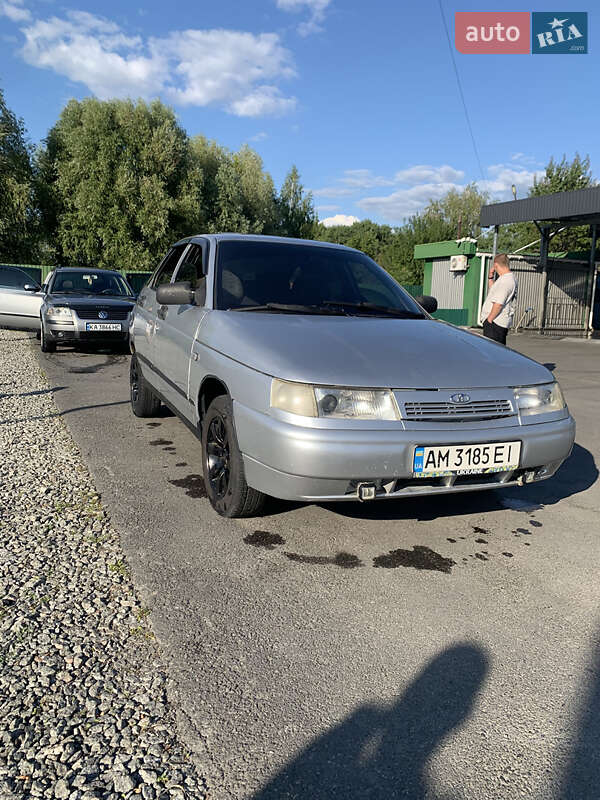 Хэтчбек ВАЗ / Lada 2112 2006 в Малине