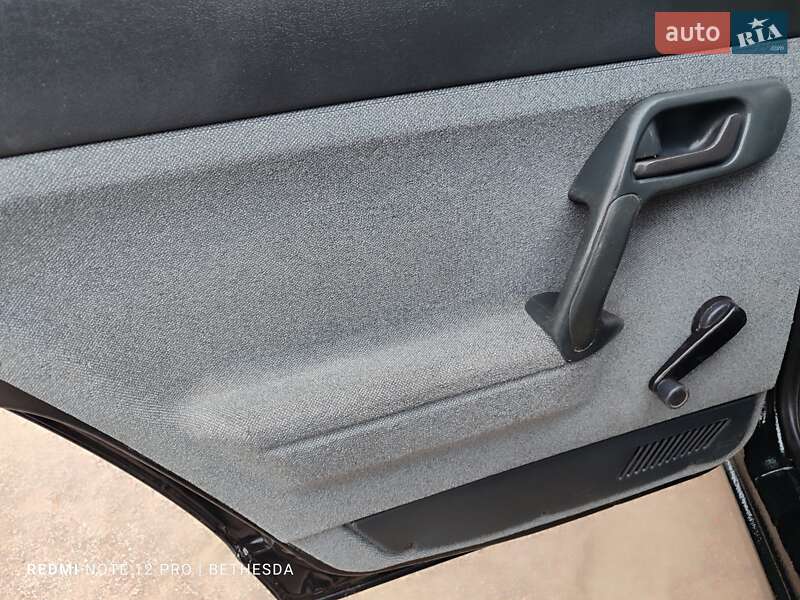 Хэтчбек ВАЗ / Lada 2112 2008 в Козельщине фото 44 Хэтчбек ВАЗ / Lada 2112 2008 в Козельщине