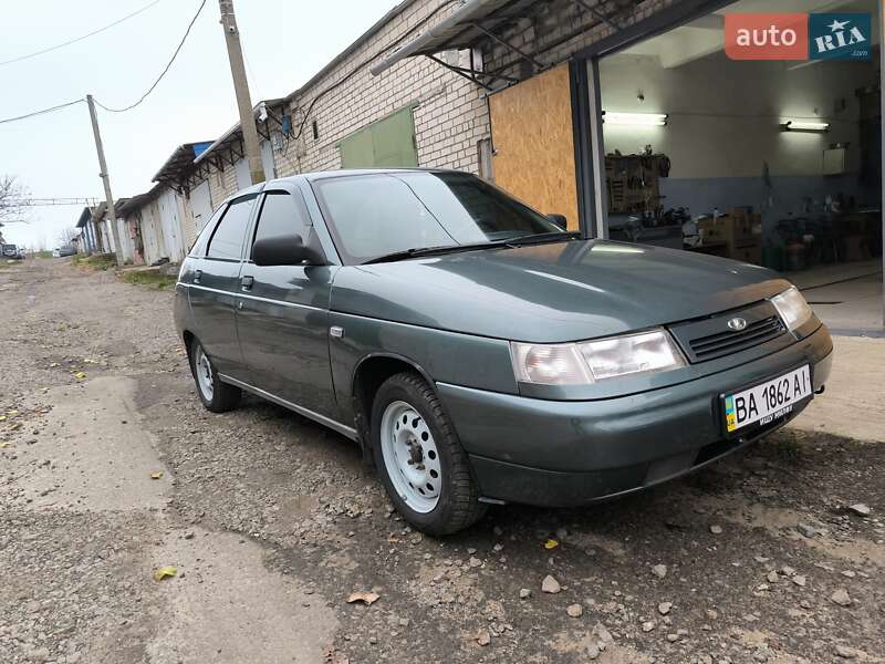 Хетчбек ВАЗ / Lada 2112 2007 в Южноукраїнську