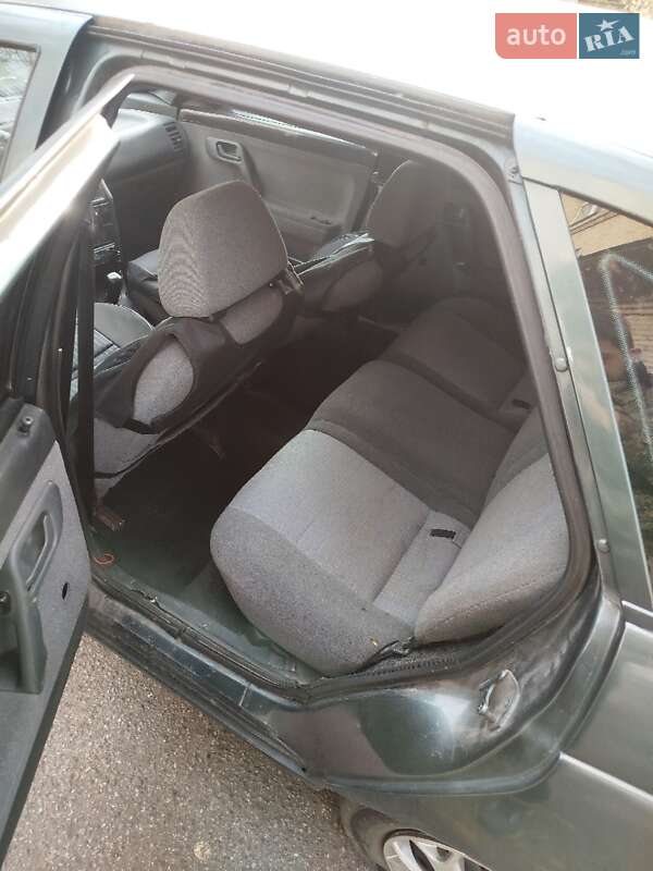 Хэтчбек ВАЗ / Lada 2112 2007 в Киеве