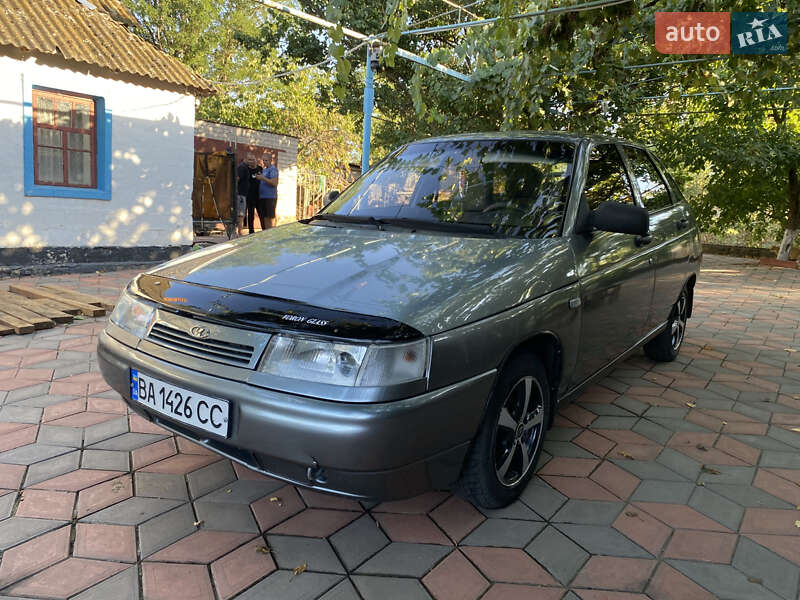 Хэтчбек ВАЗ / Lada 2112 2012 в Первомайске