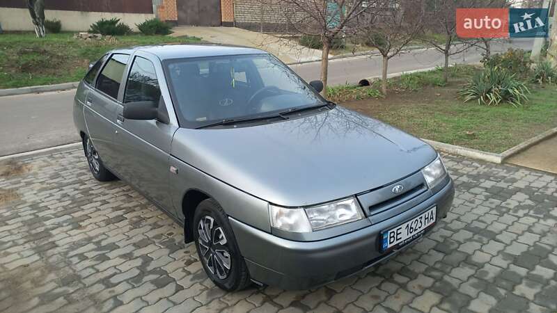 ВАЗ / Lada 2112 2006