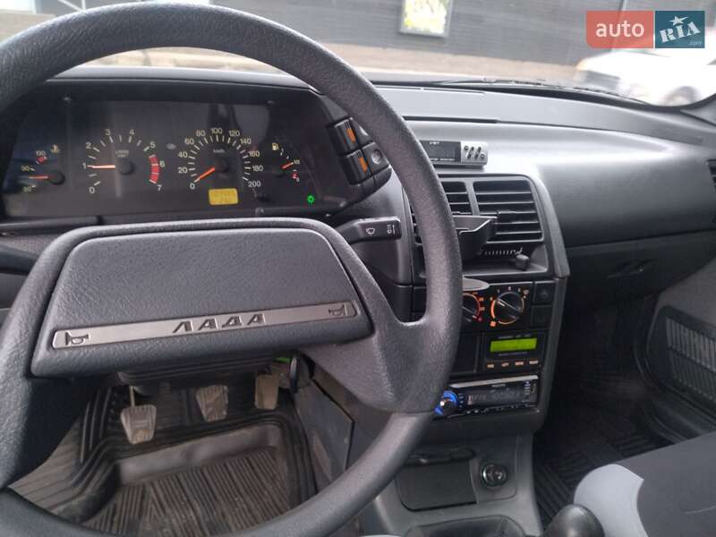 Хэтчбек ВАЗ / Lada 2112 2006 в Днепре