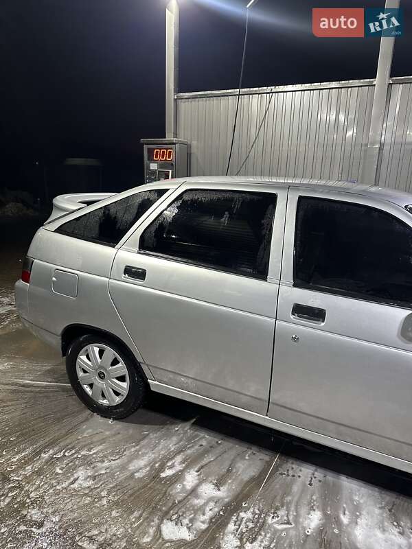 Хэтчбек ВАЗ / Lada 2112 2005 в Калиновке