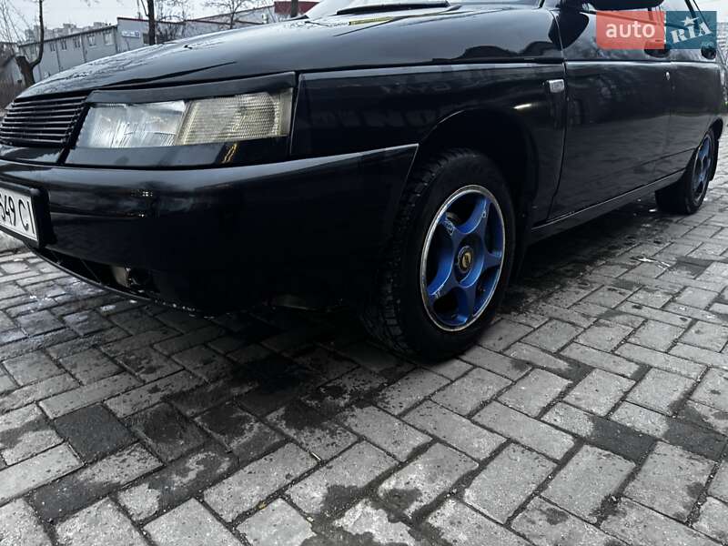 Хэтчбек ВАЗ / Lada 2112 2008 в Харькове