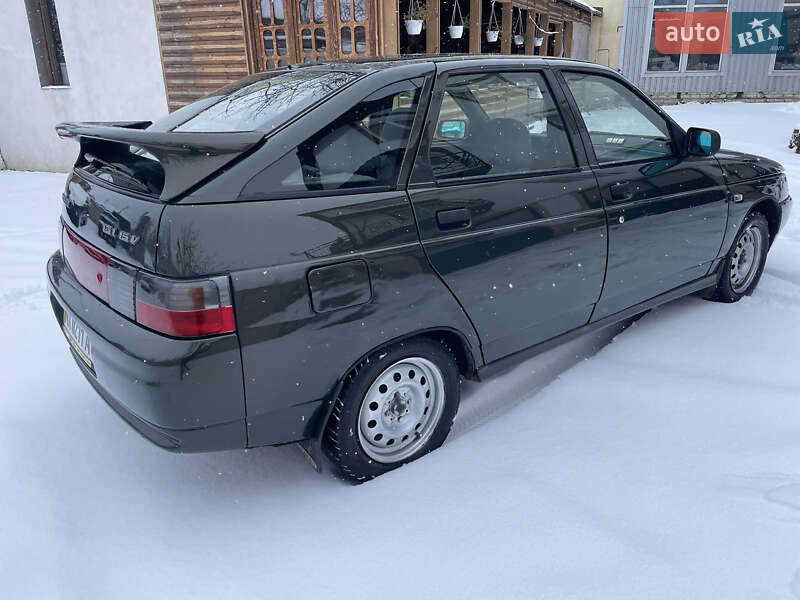 ВАЗ / Lada 2112 2005