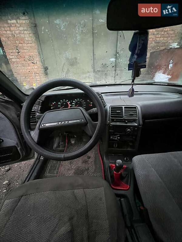 Хэтчбек ВАЗ / Lada 2112 2002 в Баре