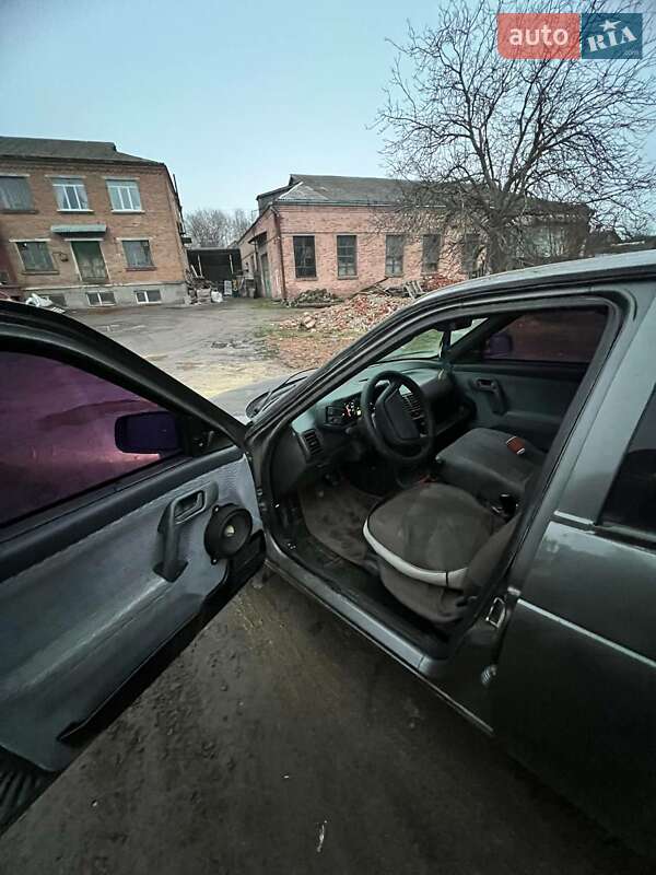 Хэтчбек ВАЗ / Lada 2112 2002 в Баре