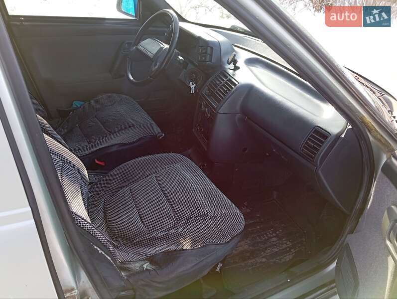 Хэтчбек ВАЗ / Lada 2112 2006 в Вознесенске