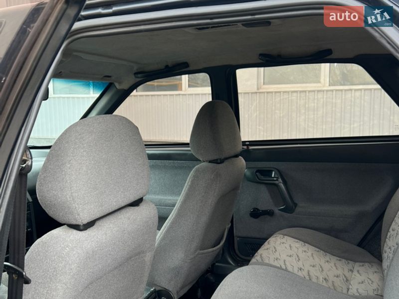 Хэтчбек ВАЗ / Lada 2112 2006 в Кропивницком фото 11 Хэтчбек ВАЗ / Lada 2112 2006 в Кропивницком