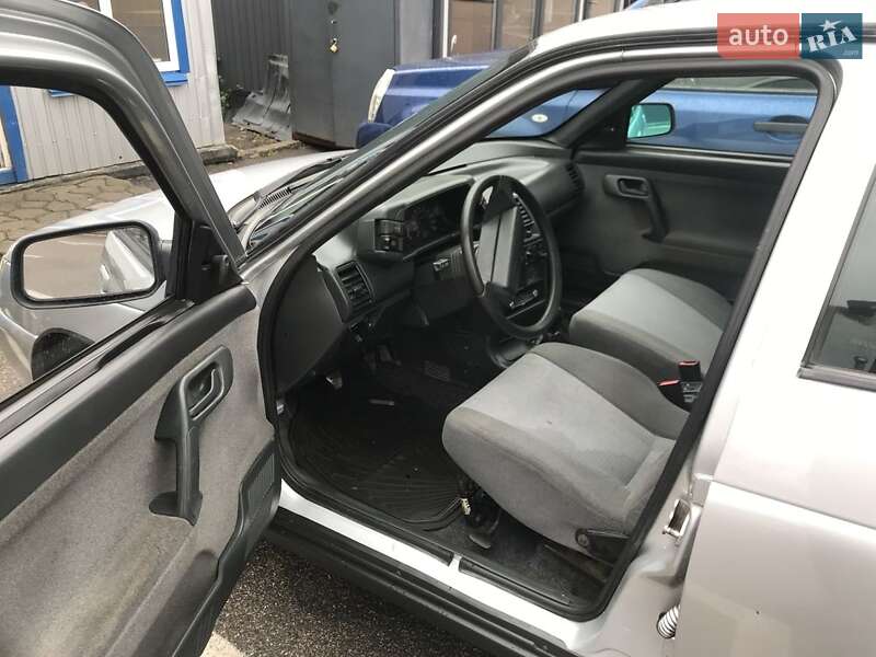 Хэтчбек ВАЗ / Lada 2112 2007 в Каменке