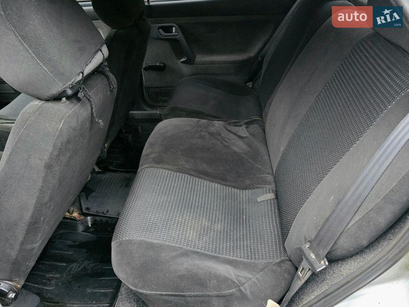 Хэтчбек ВАЗ / Lada 2112 2004 в Харькове