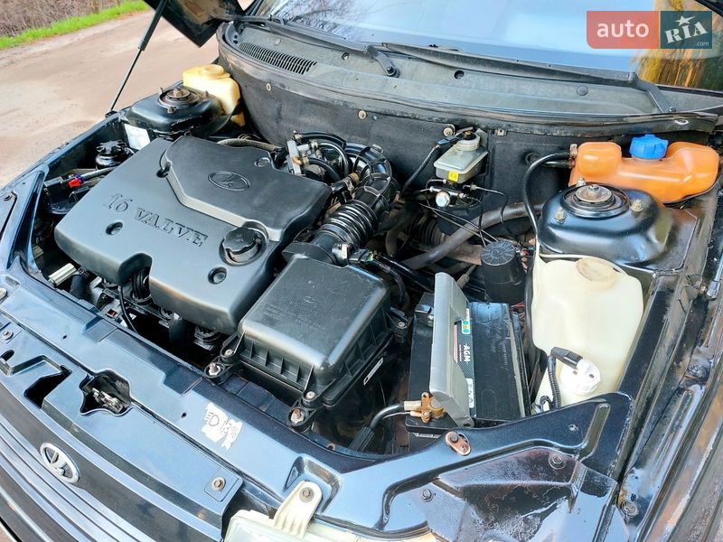 Хэтчбек ВАЗ / Lada 2112 2007 в Тростянце