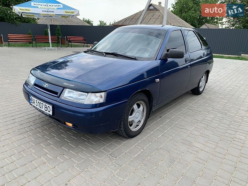 Хэтчбек ВАЗ / Lada 2112 2005 в Ольшанке фото Хэтчбек ВАЗ / Lada 2112 2005 в Ольшанке