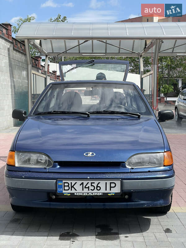Хэтчбек ВАЗ 2113 Samara 2005 в 