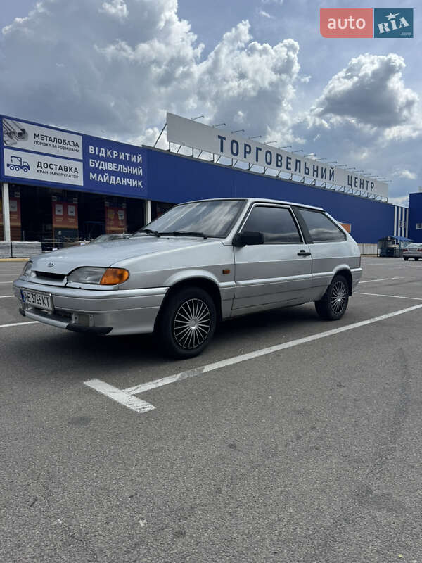 Хэтчбек ВАЗ 2113 Samara 2005 в 