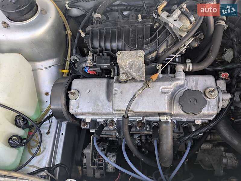 Хэтчбек ВАЗ / Lada 2113 Samara 2008 в Виннице фото 6 Хэтчбек ВАЗ / Lada 2113 Samara 2008 в Виннице