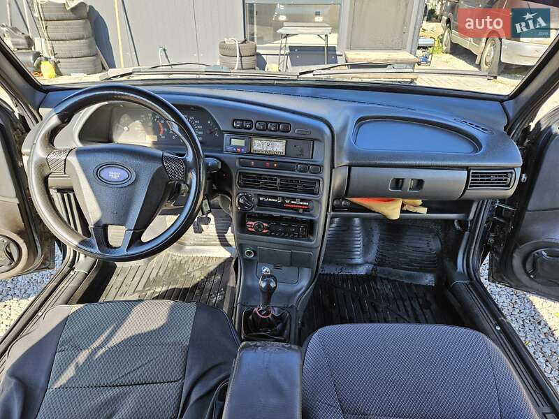 Хэтчбек ВАЗ / Lada 2113 Samara 2007 в Шостке