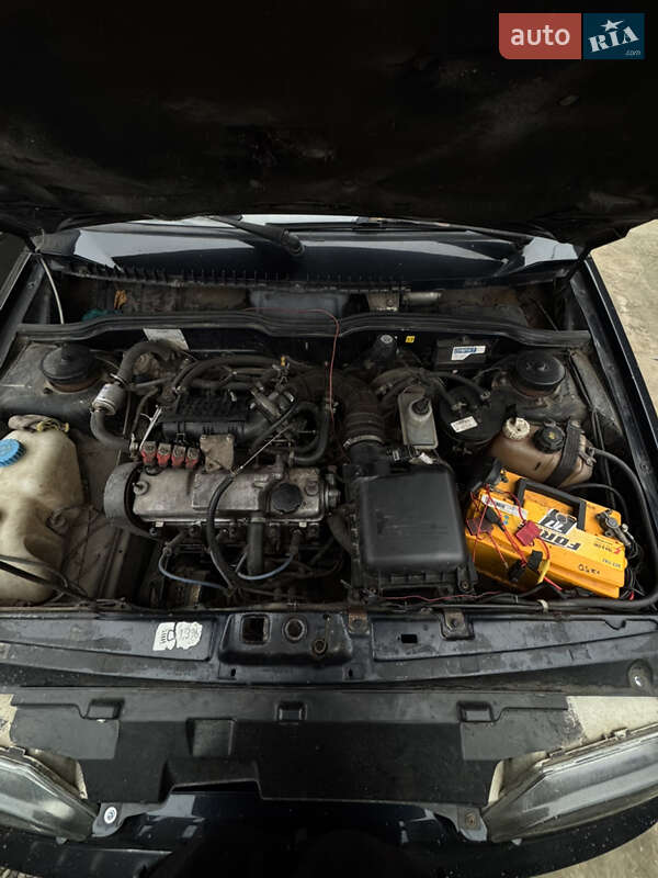 Хетчбек ВАЗ / Lada 2113 Samara 2008 в Житомирі фото 18 Хетчбек ВАЗ / Lada 2113 Samara 2008 в Житомирі