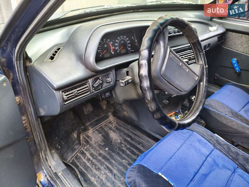 Хэтчбек ВАЗ / Lada 2113 Samara 2005 в Житомире