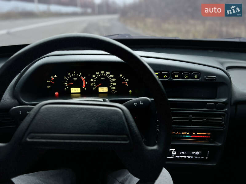 Хэтчбек ВАЗ / Lada 2113 Samara 2012 в Харькове