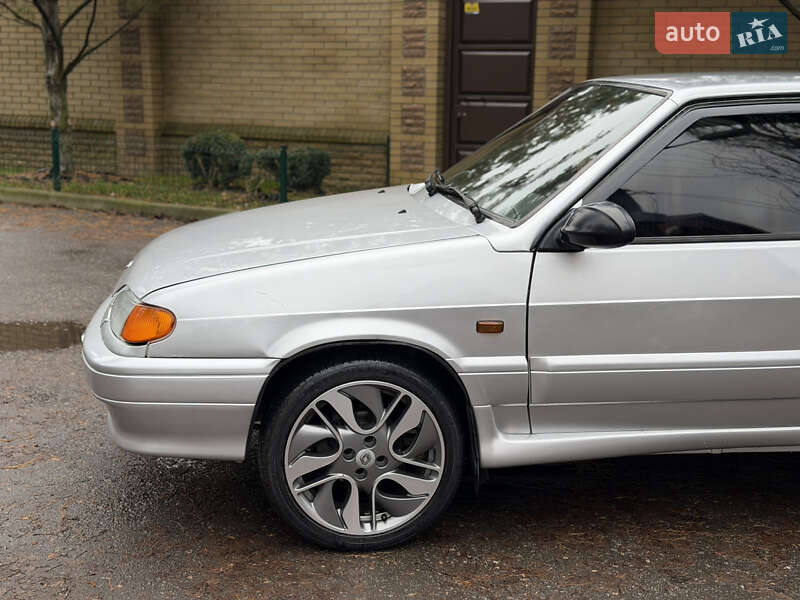 Хэтчбек ВАЗ / Lada 2113 Samara 2007 в Харькове