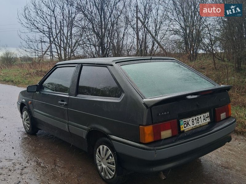 Хэтчбек ВАЗ / Lada 2113 Samara 2006 в Млинове