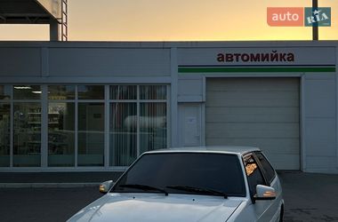 Хэтчбек ВАЗ 2113 Samara 2011 в Тростянце