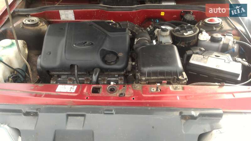 Хетчбек ВАЗ / Lada 2114 Samara 2008 в Смілі