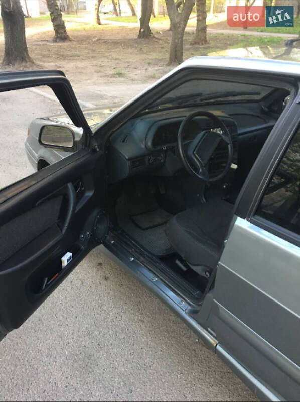 Хэтчбек ВАЗ / Lada 2114 Samara 2012 в Харькове фото 11 Хэтчбек ВАЗ / Lada 2114 Samara 2012 в Харькове