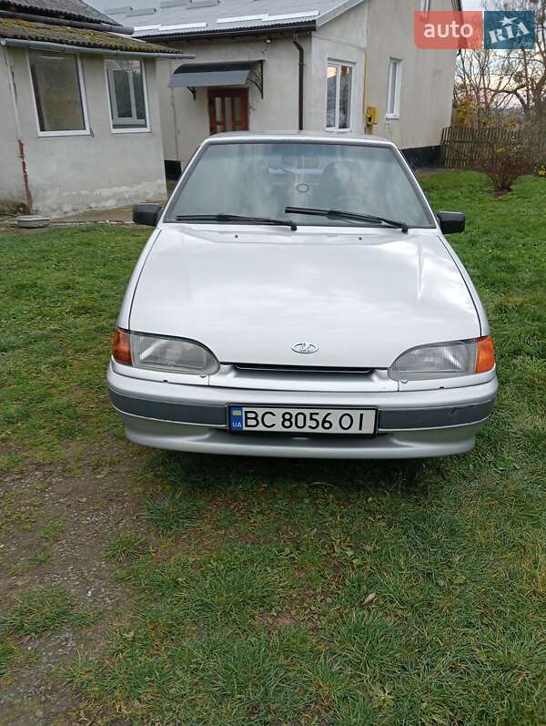 Хетчбек ВАЗ / Lada 2114 Samara 2004 в Городку
