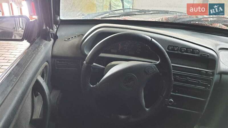 Хэтчбек ВАЗ / Lada 2114 Samara 2011 в Славянске