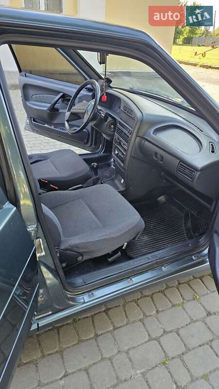 Хэтчбек ВАЗ / Lada 2114 Samara 2009 в Луцке